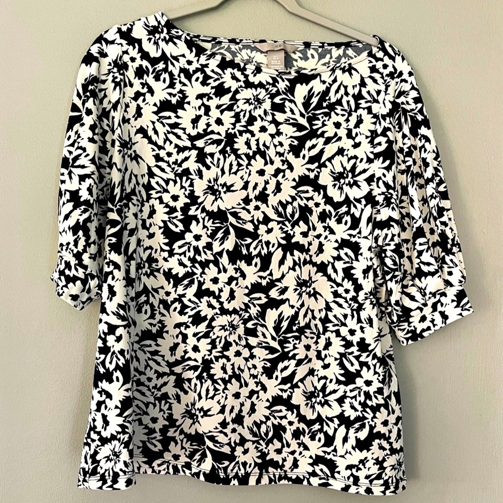 H&M Women’s dress casual top